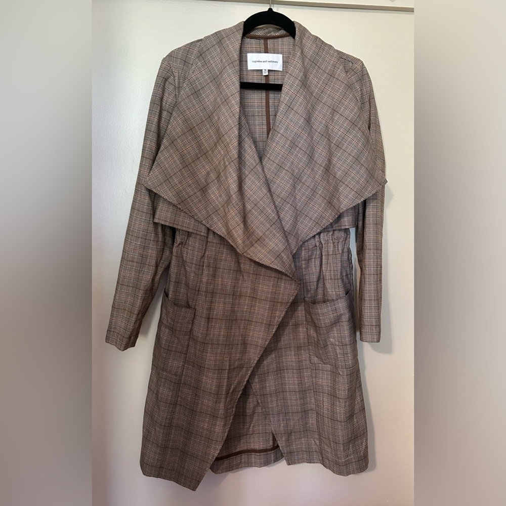 cupcakes & cashmere Plaid Trench Coat in Brown Plaid